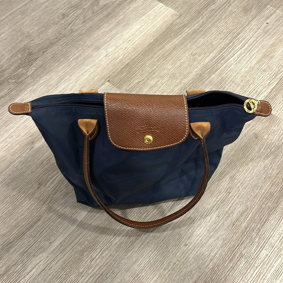 Longchamp bag - Picture 2 of 9